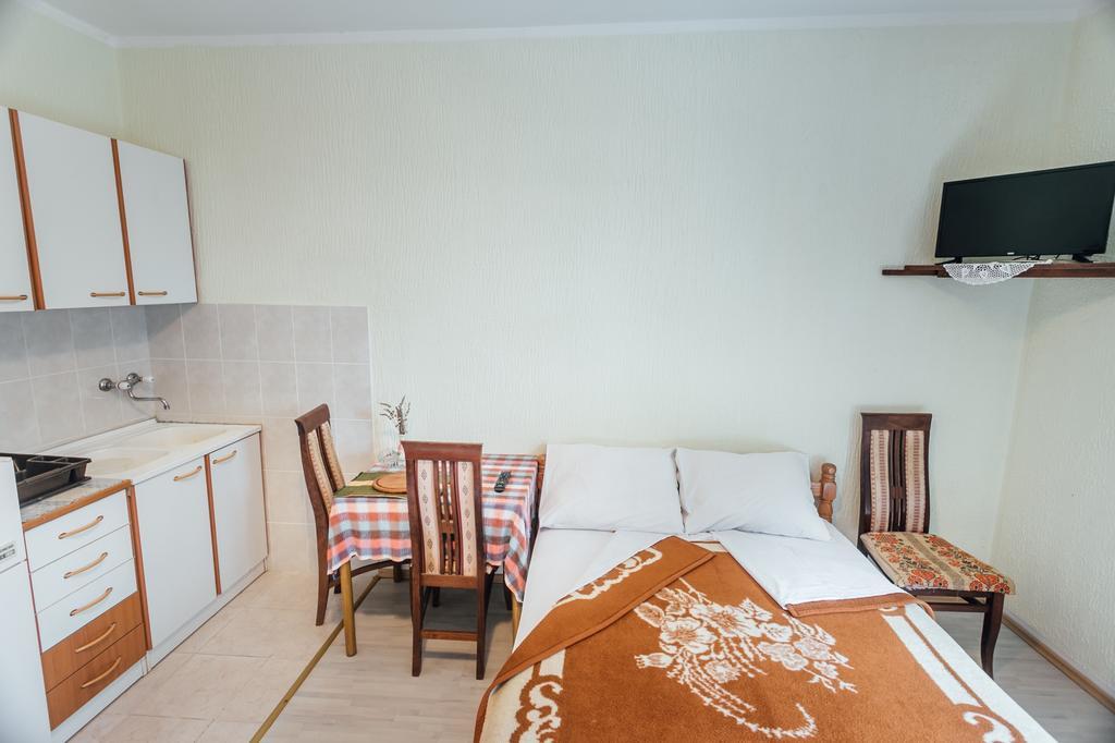 Guest House Bajceta Herceg Novi Bagian luar foto