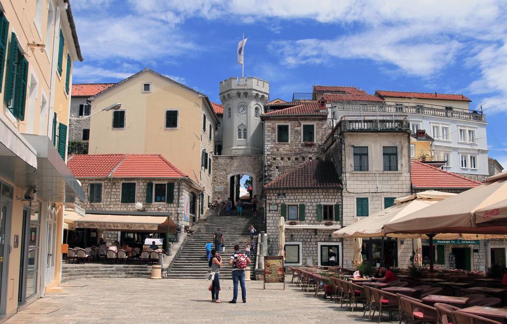 Guest House Bajceta Herceg Novi Bagian luar foto