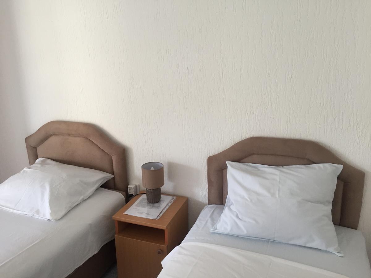 Guest House Bajceta Herceg Novi Bagian luar foto